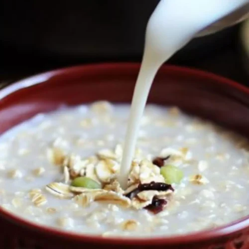 How To Prepare Oats With Milk For Breakfast