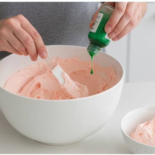 Step 9: Color your frosting Step 9: Color your frosting